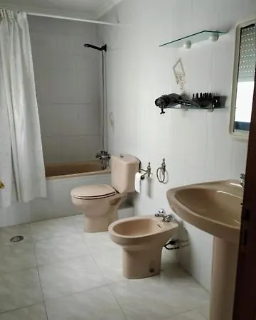 Piso, Playa De Covas 比韦罗