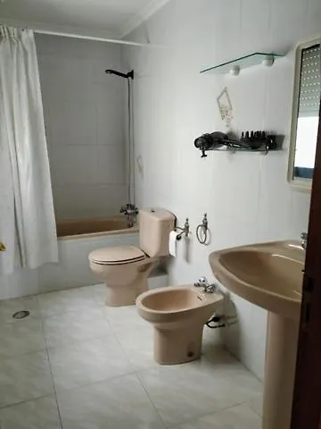 Piso, Playa De Covas 比韦罗